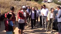 Binali Yıldırım rafting yaptı