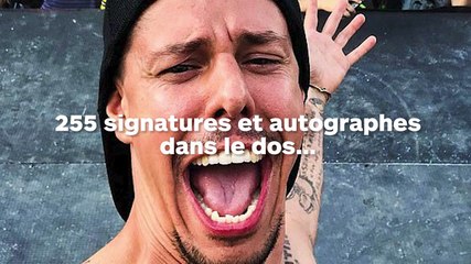 255 signatures et autographes tatoués