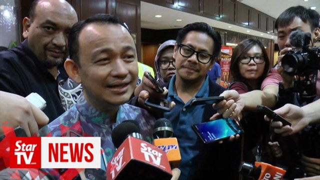 Education Ministry open to discuss teaching other calligraphic studies in school