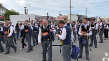 Grande Parade. Sur la ligne de départ avec le bagad de Quimper