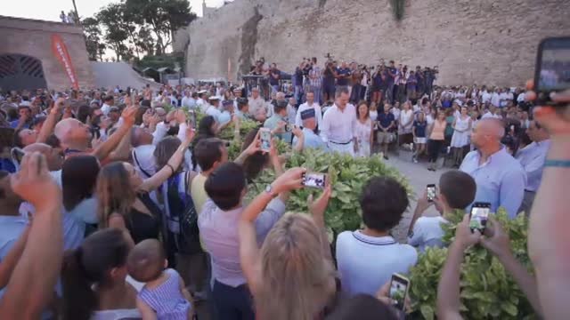 El rey Felipe VI entrega los trofeos de la 38ª edición de la Copa del Rey-Mapfre