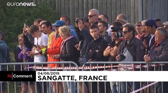 Французский изобретатель преодолел Ла-Манш на летающей доске