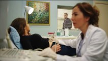 بنات فضيلة الحلقة 111 - إنهيار سيلين بعد أن أخبرتها الطبيبة بضرورة إجهاضها للجنين لأن حياتها في خطر