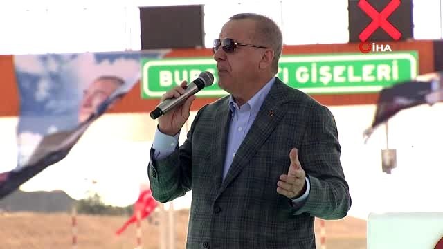 Cumhurbaşkanı Erdoğan: Merkez bankası faizleri indirdi, daha da indirecek.