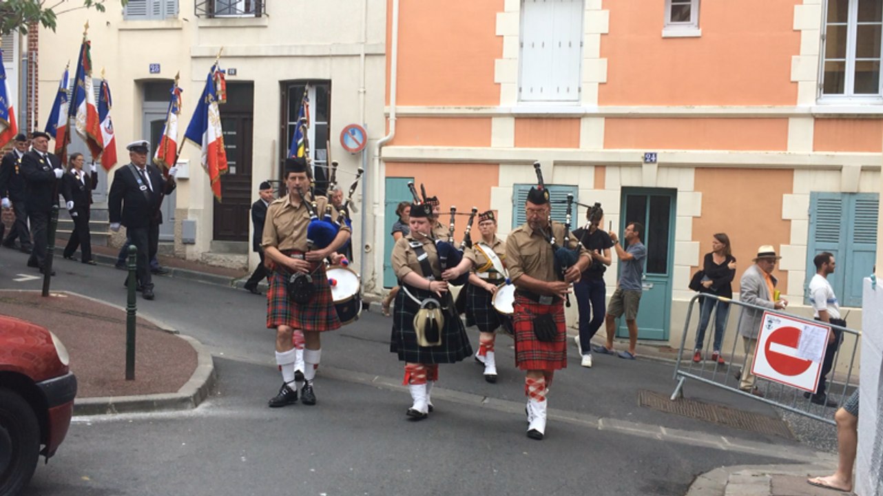 La fête de la mer a été célébrée à Trouville-su...