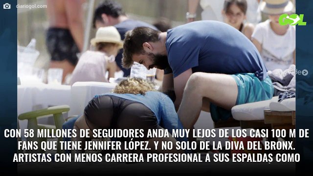 La comprometedora foto de Shakira en la playa (y con Piqué)