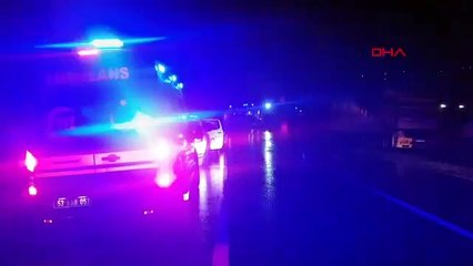 Rize’de sağanak etkili oldu, caddeler göle döndü