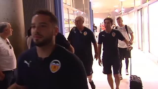 El Valencia regresa tras vencer al Bayer Leverkussen en Alemania