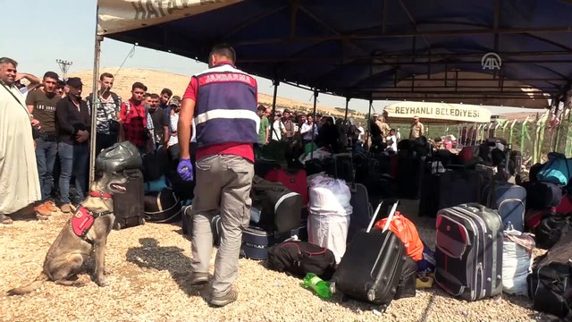 Cilvegözü Sınır Kapısı'ndan bayram geçişleri sürüyor - HATAY