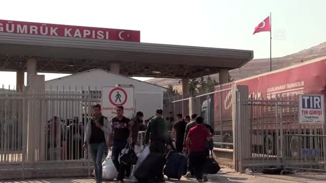 Cilvegözü Sınır Kapısı'ndan bayram geçişleri sürüyor