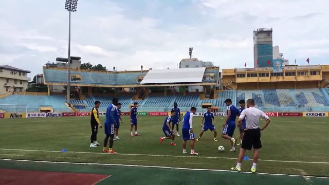 Trực tiếp | CLB Hà Nội tập làm quen sân Hàng Đẫy trước trận Chung kết AFC Cup lịch sử