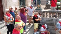 Pensionistas de Bizkaia muestran su solidaridad con la víctima de la agresión sexual de Bilbao