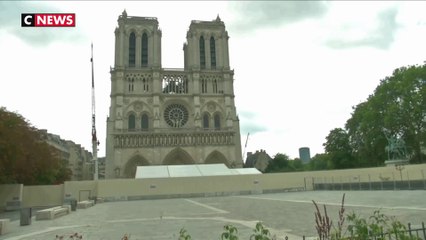 Notre-Dame : des associations et des syndicats demandent le confinement du site