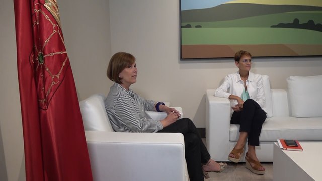 Barkos y Chivite formalizan el traspaso de poderes