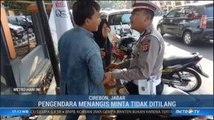 Pasutri di Cirebon Menangis Minta tak Ditilang