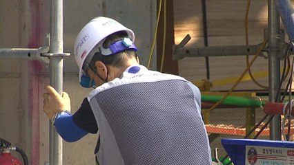 "더위와 사투"...폭염에 노출된 옥외 노동자 / YTN