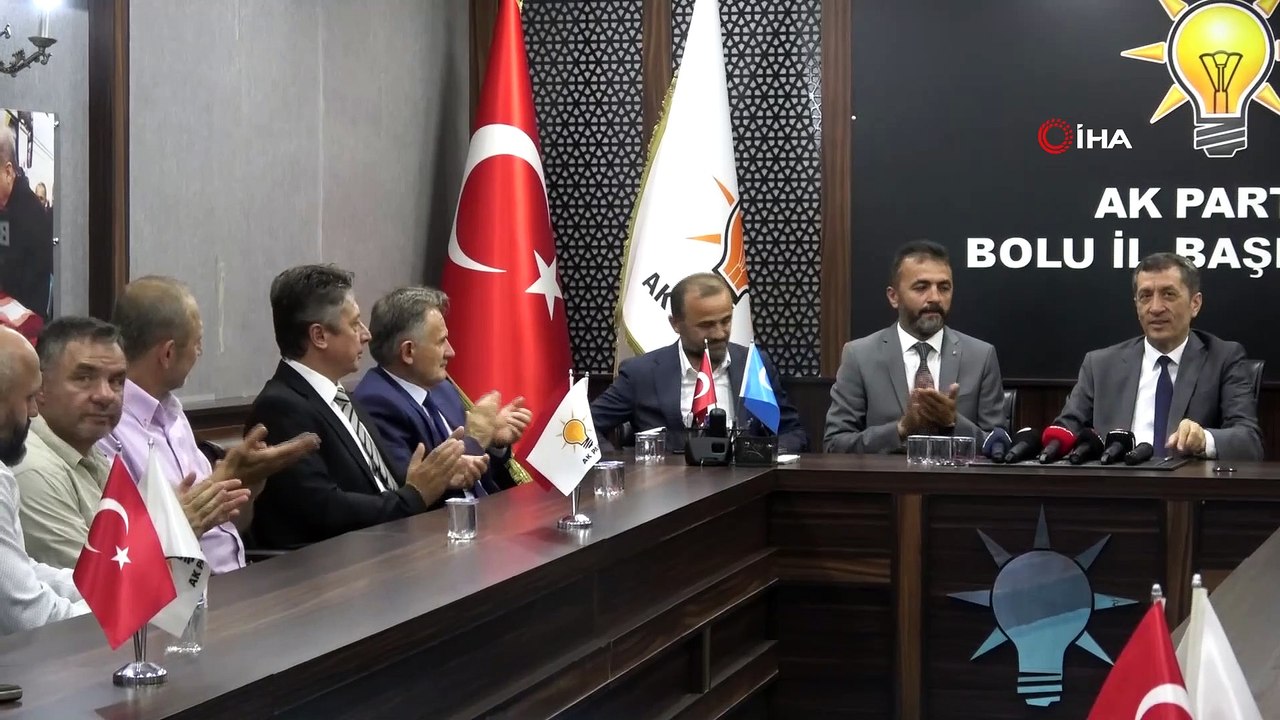 Milli Eğitim Bakanı Ziya Selçuk: “Dünya klasiklerini okuduğunu kanıtlayan liseliler gençlik kamplarında misafir edilecek”