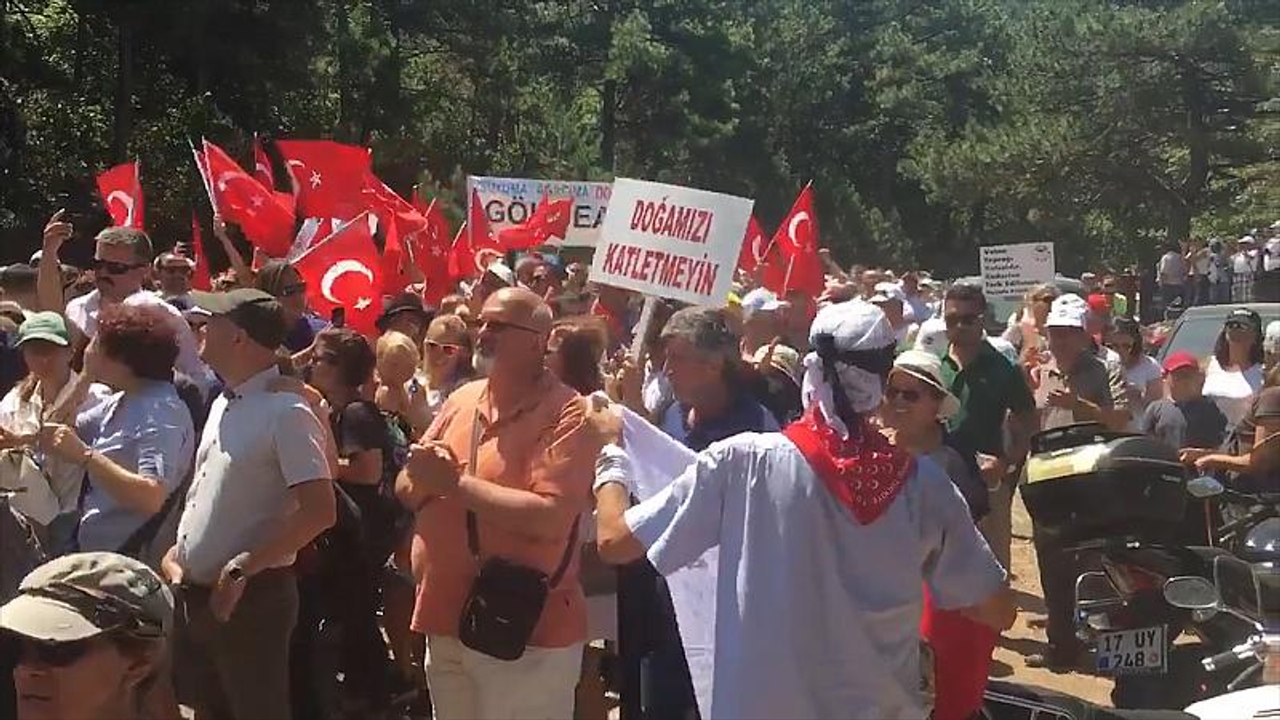 Kaz Dağları'nda binlerce kişi maden arama çalışmalarını ve doğa katliamını protesto etti
