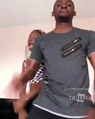Lorsque frère et sœur entendent leur chanson du moment, voici ce qui arrive !