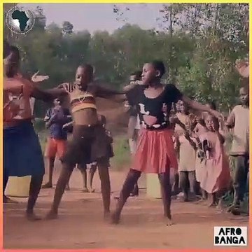 Ces enfants dansent mieux que la plupart des adultes. Admirez !