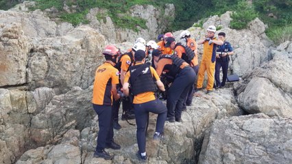 부산 갯바위에서 50대 의식불명 상태로 발견 / YTN