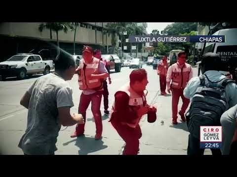 Así se enfrentaron vendedores de artesanías contra funcionarios | Noticias con Ciro Gómez Leyva