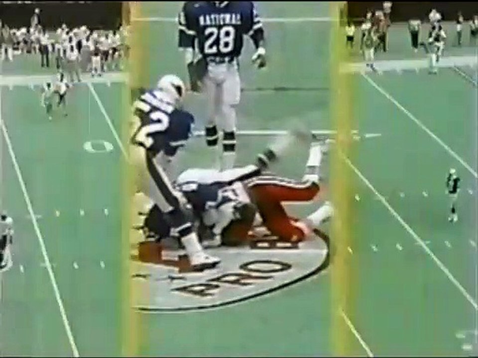 Fouts nearly sacked and gets pass off