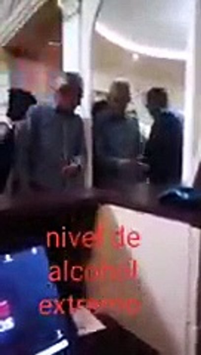 cuando te encoentra con el doble video de risa