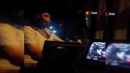 Otobüs şoförü ile yolcuların tartışması kamerada