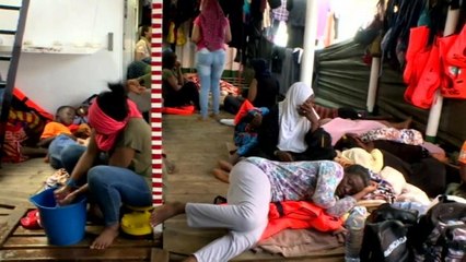 El Open Arms sigue a la espera de una respuesta de Europa mientras el calor empieza a hacer mella