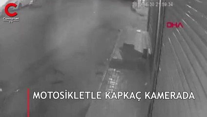 Motosikletle kapkaç kamerada
