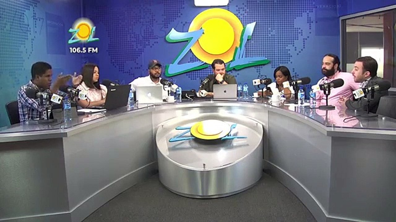 Agustín Laje debate con periodistas feministas en República Dominicana