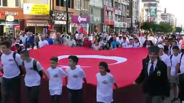 “Gardaşlık Festivalinde” 1058 Kişi Aynı Anda Halay Çekti