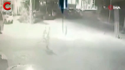 Engelli kız ve babasına ‘Bana niye oy vermedin’ dayağı