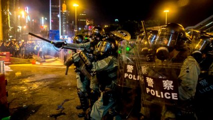 CHINA WARNS HONG KONG PROTESTERS NOT TO "PLAY WITH FIRE"