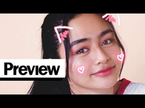 Vivoree Esclito Does A K-Beauty Makeup Look in 5-Minutes