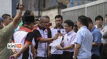 90 NGO serah memo pertahan Jawi pada Dong Zong