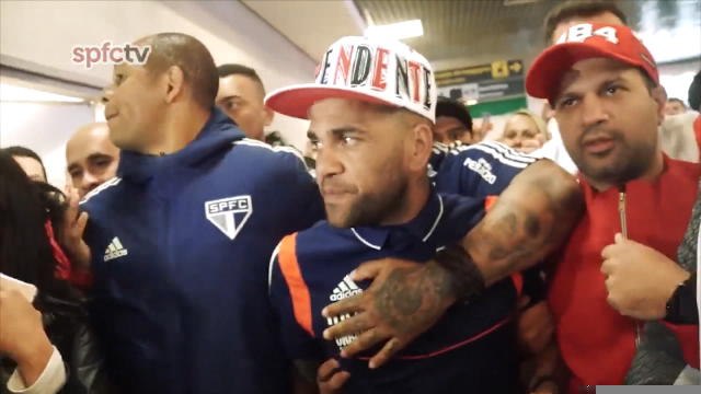 Brésil: Sao Paulo - Dani Alves donne rendez-vous à ses nouveaux supporters