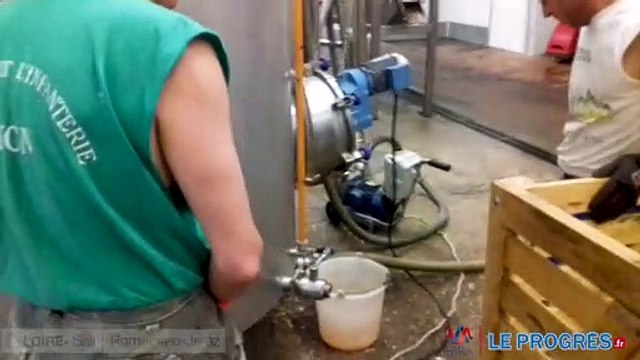 ENTREPRISE PATRICK FONT JUS DE FRUITS SAINT ROMAIN EN JAREZ