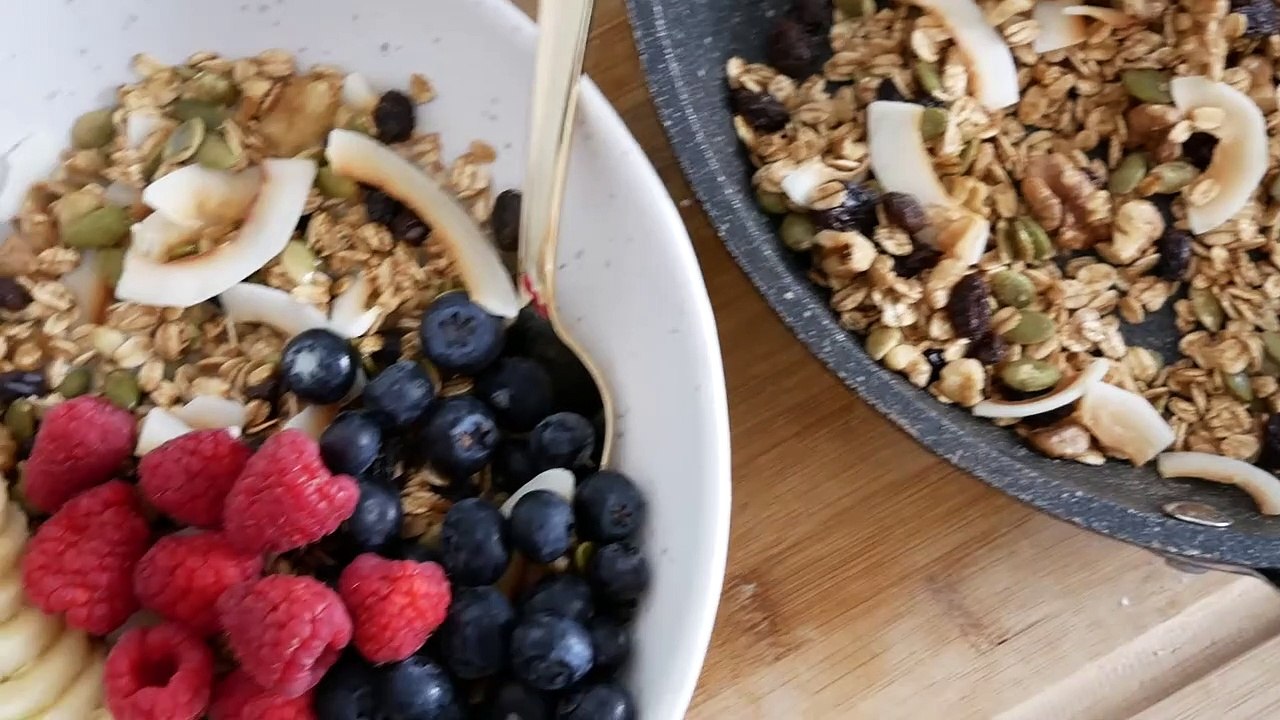 WHAT I EAT TO STAY LEAN & FIT (Pre Post Meal Recipes)