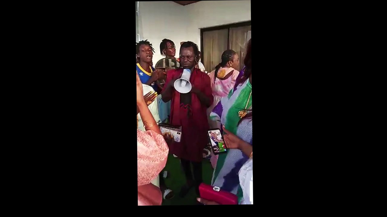 bapteme defilé des stars