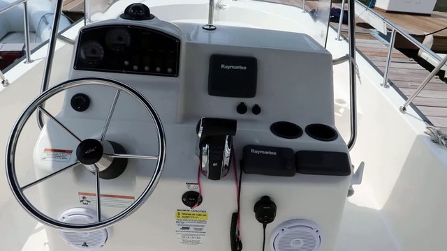 2016 Boston Whaler 210 Montauk Boat For Sale at MarineMax Danvers, MA