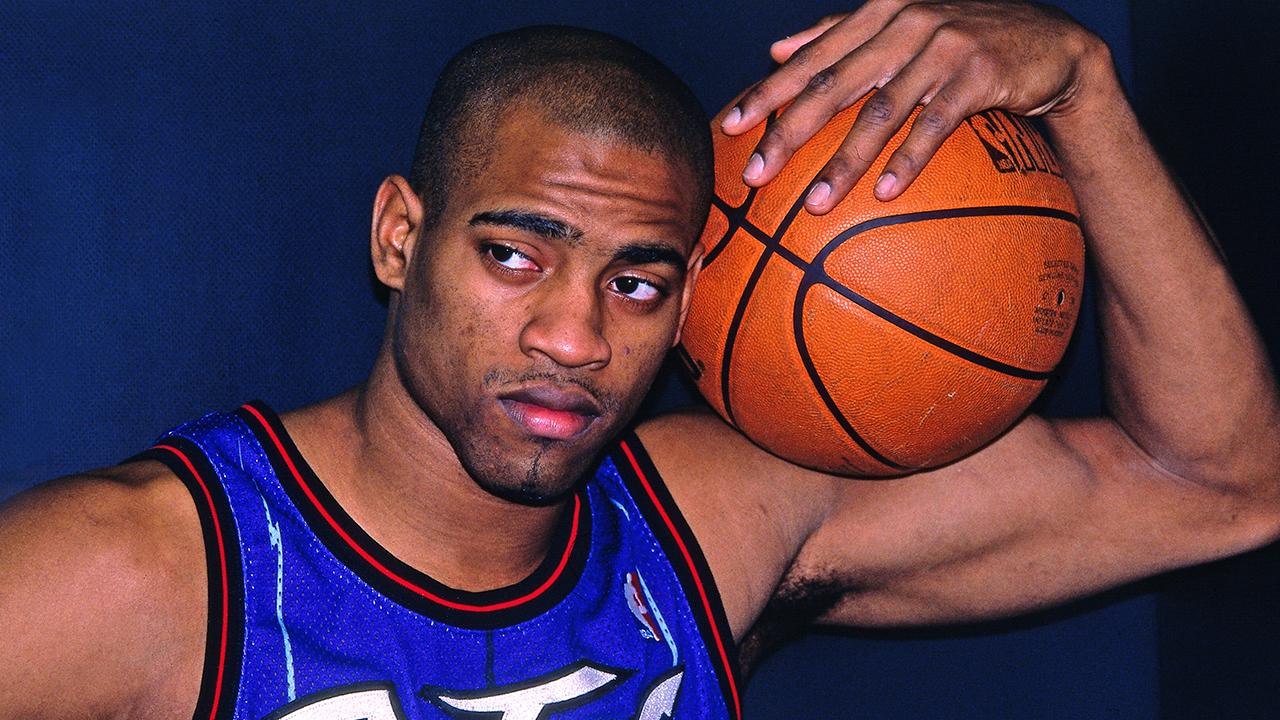 Vince Carter Set to Become First NBA Player to Compete in Four Separate Decades