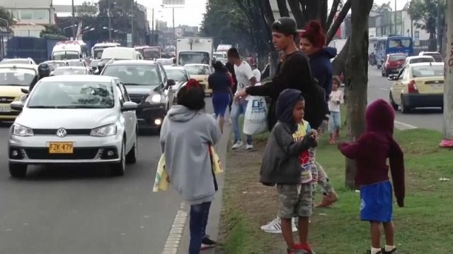 Los niños de padres venezolanos nacidos en Colombia saldrán del limbo apátrida