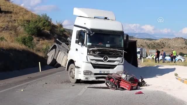 Tırın çarptığı motosiklet sürücüsü hayatını kaybetti