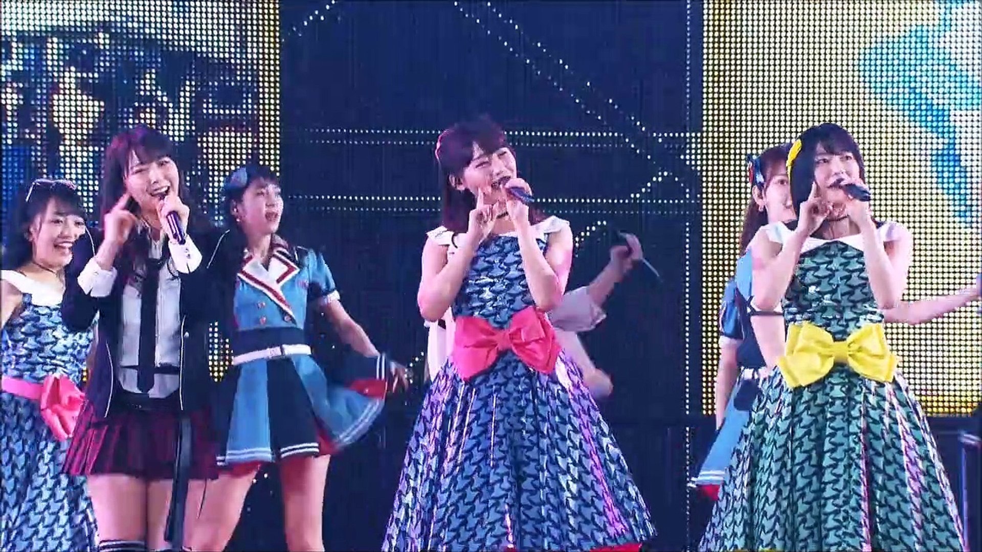 10nen Zakura - AKB48 53rd Single Sekai Senbatsu Sousenkyo Concert