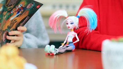 3 POUPÉES SUPER-HÉROÏNES REALISATIONS FANTASTIQUES POUR BARBIE