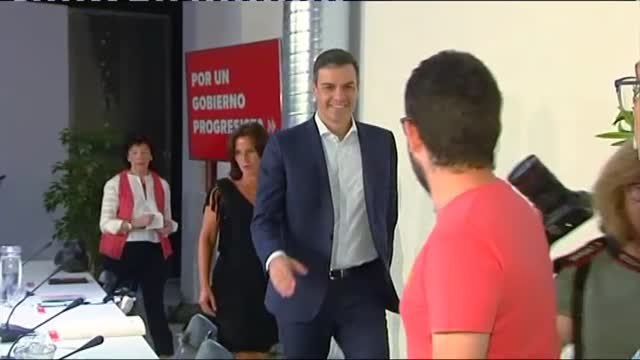 El PSOE califica de ocurrencia la idea del PP de proponer un candidato de consenso que no sea Pedro Sánchez