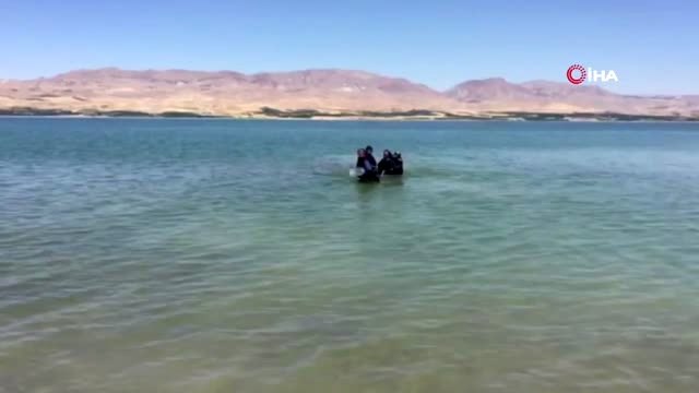 Pikniğe giden İranlı ailenin çocuğu serinlemek için girdiği baraj gölünde boğularak hayatını...