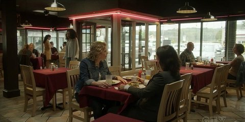 Cardinal S03E02 Roman & Irena